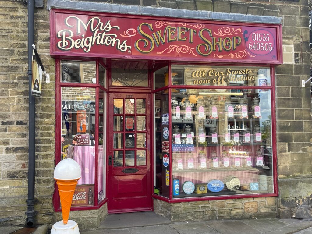 Mrs Beightons Sweet Shop 1024x768