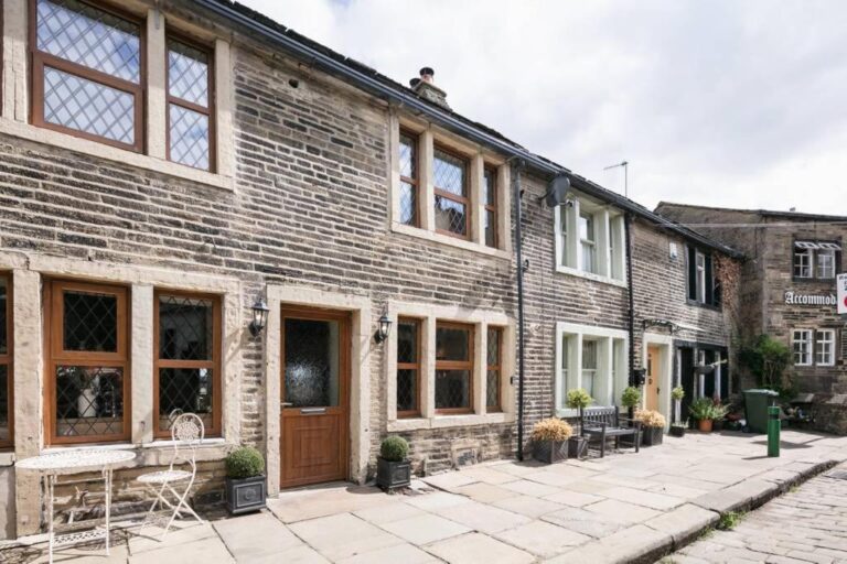 blackberry cottage 768x512
