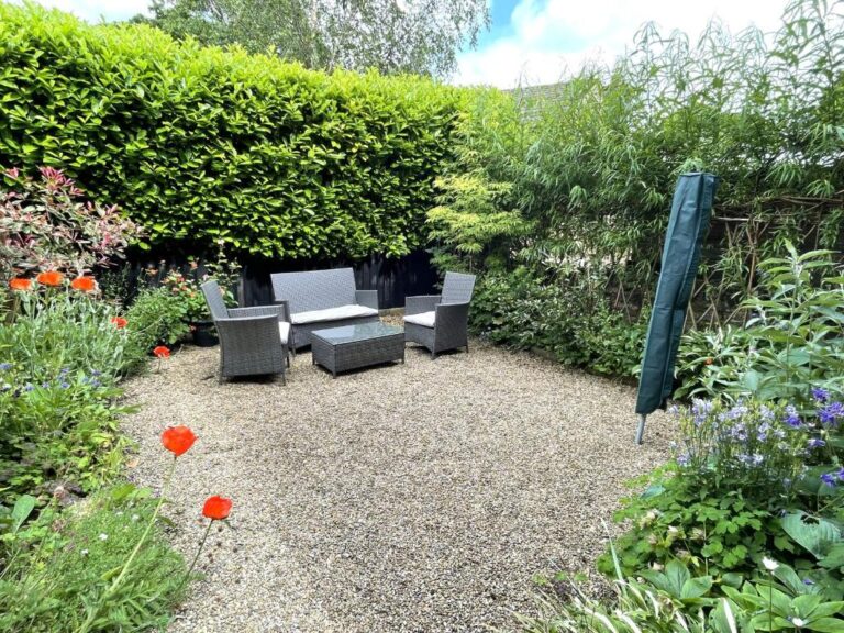 garden 768x576