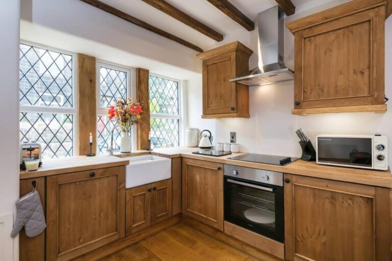 kitchen 2 768x512