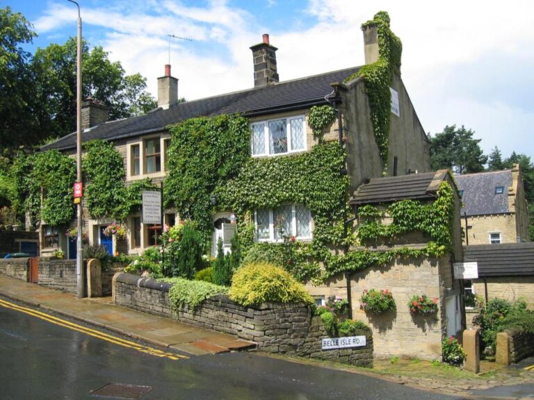 rosebud cottage guest house 768x576